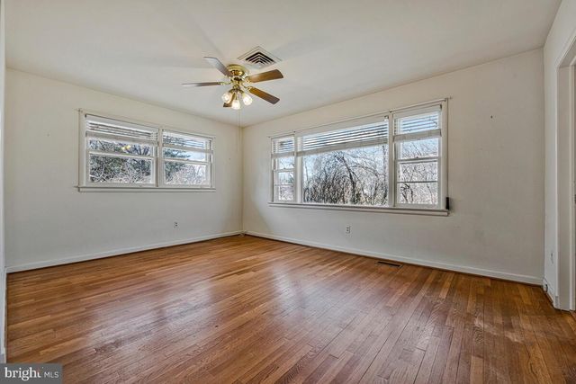 13524 SHERWOOD FOREST DR, Silver Spring, MD 20904