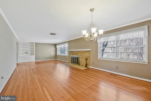 13524 SHERWOOD FOREST DR, Silver Spring, MD 20904