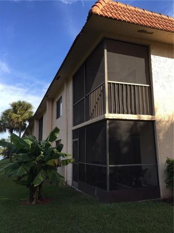 331 Lakeview Drive 201, Weston, FL 33326
