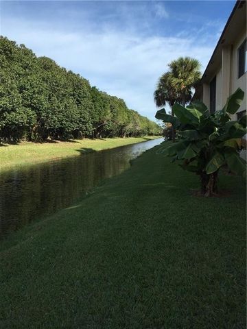 331 Lakeview Drive 201, Weston, FL 33326