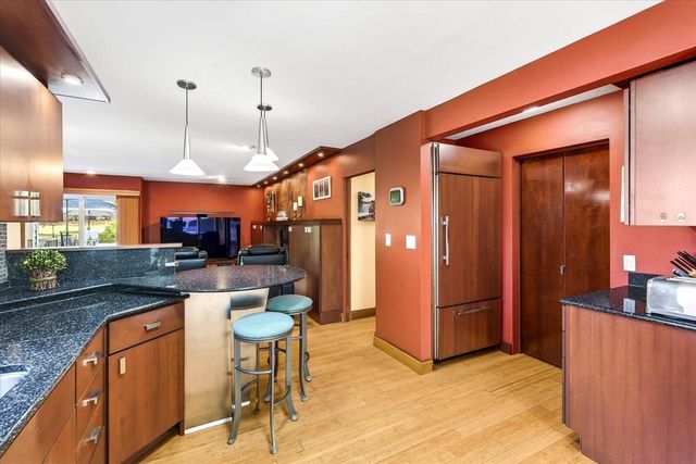 1118 Sunridge Drive, Madison, WI 53711