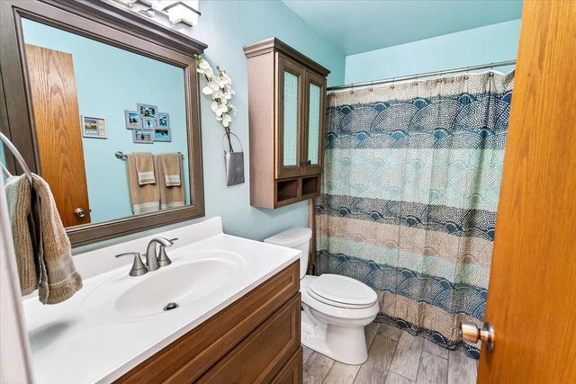 1118 Sunridge Drive, Madison, WI 53711