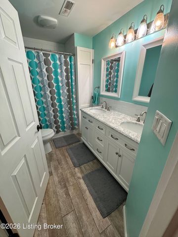 165 Nipper Ct, Shepherdsville, KY 40165