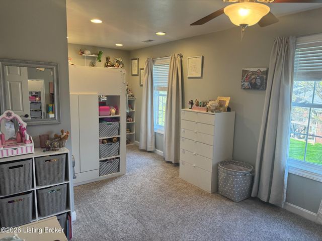 165 Nipper Ct, Shepherdsville, KY 40165
