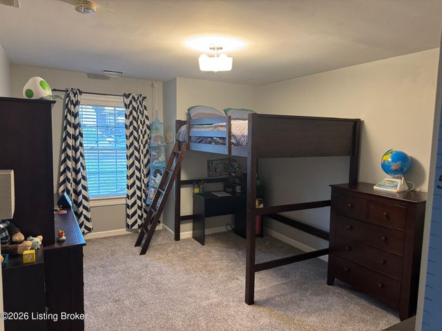 165 Nipper Ct, Shepherdsville, KY 40165