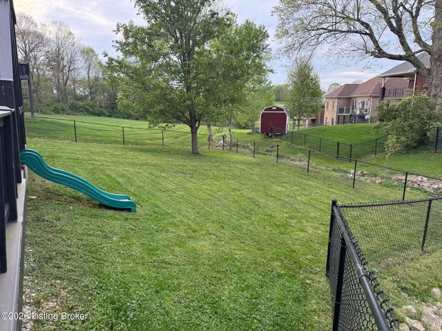 165 Nipper Ct, Shepherdsville, KY 40165