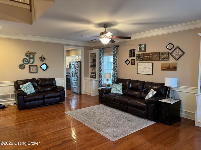 165 Nipper Ct, Shepherdsville, KY 40165
