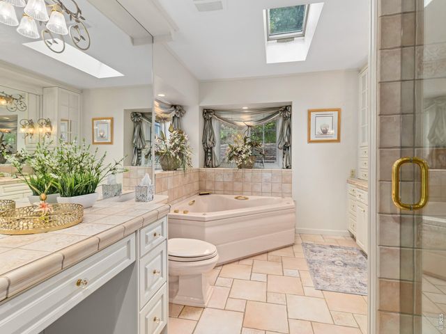 189 Fishermans Ln, Glen Haven, CO 80532