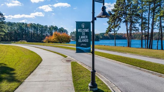 6672 Parsons Street, Flowery Branch, GA 30542