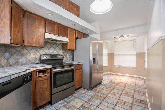 2750 SANGER TERRACE, Deltona, FL 32738