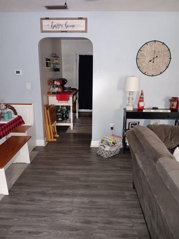 712 S CREST AVENUE, Clearwater, FL 33756