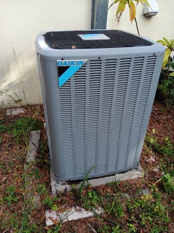 712 S CREST AVENUE, Clearwater, FL 33756