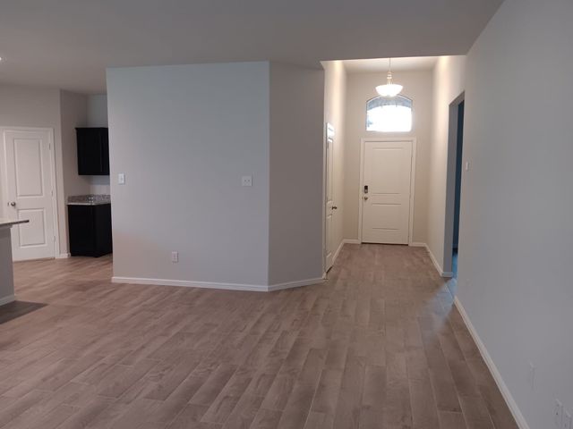 8725 Willowsun Way, Fort Worth, TX 76131