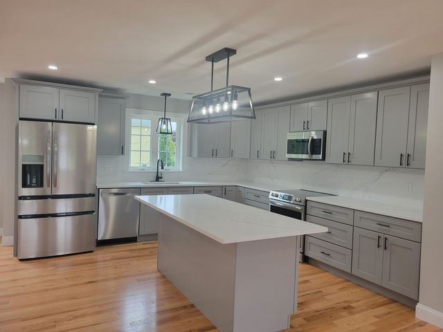 26 Bowker, Worcester, MA 01604