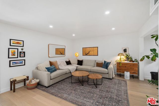 11260 Overland Avenue 12D, Culver City, CA 90230