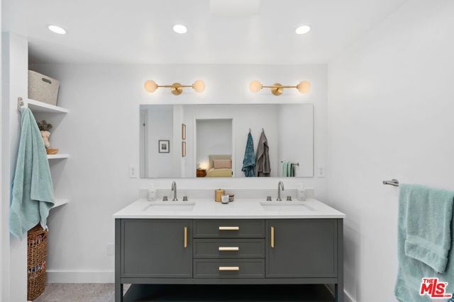 11260 Overland Avenue 12D, Culver City, CA 90230