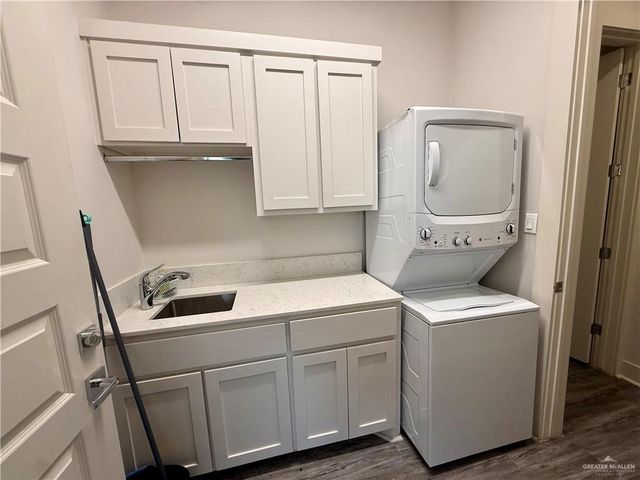 3403 Lago Washington, Edinburg, TX 78542