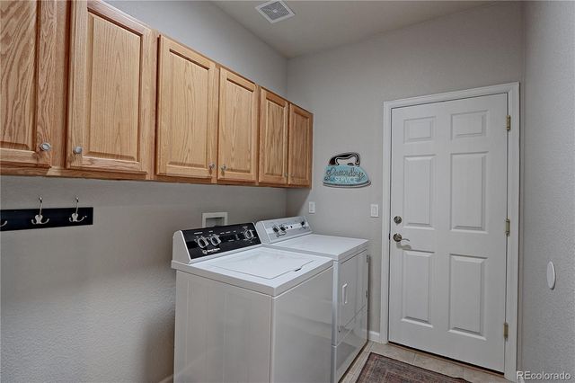 1677 Metropolitan Drive, Longmont, CO 80504
