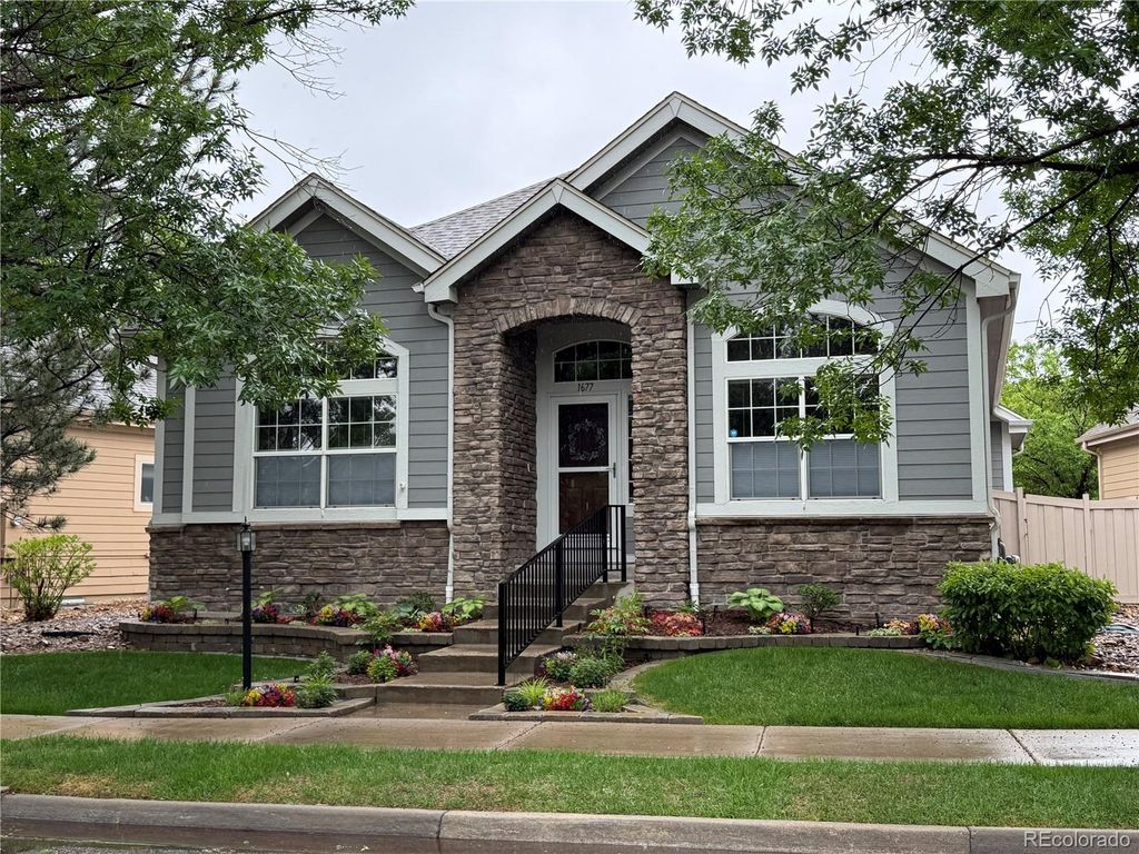 1677 Metropolitan Drive, Longmont, CO 80504