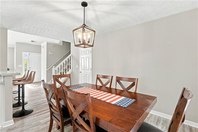 31 Kingston Pointe Drive, Kingston, GA 30145