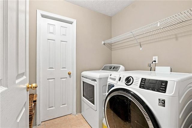 31 Kingston Pointe Drive, Kingston, GA 30145