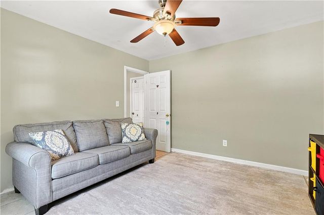 31 Kingston Pointe Drive, Kingston, GA 30145