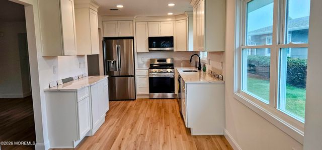 56 Darley Circle, Brick, NJ 08724