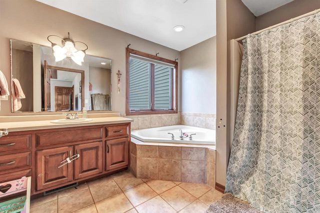 1416 WILBERT HILL COURT, Howard, WI 54313
