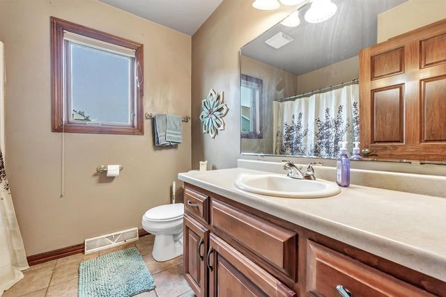 1416 WILBERT HILL COURT, Howard, WI 54313