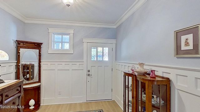 410 Hawthorne Road, New Bern, NC 28562