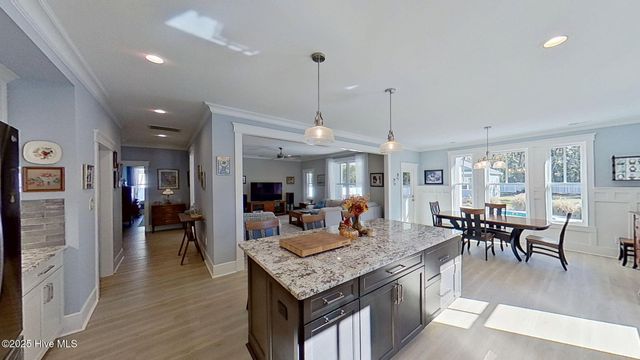 410 Hawthorne Road, New Bern, NC 28562