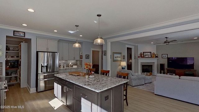 410 Hawthorne Road, New Bern, NC 28562