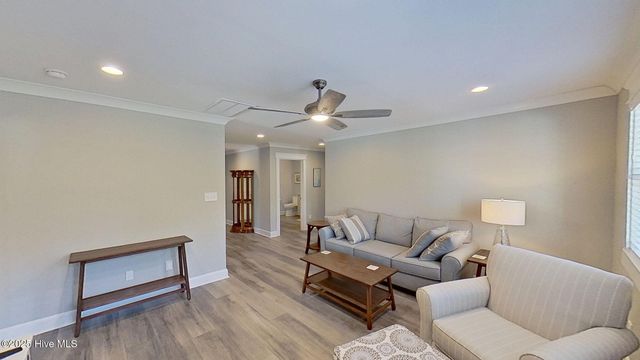 410 Hawthorne Road, New Bern, NC 28562