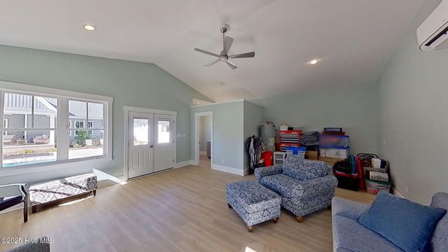 410 Hawthorne Road, New Bern, NC 28562