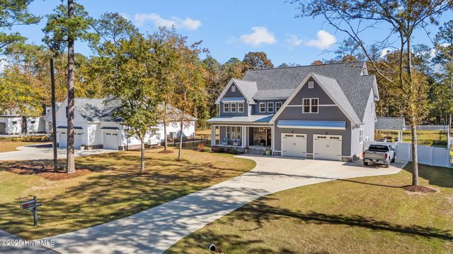 410 Hawthorne Road, New Bern, NC 28562
