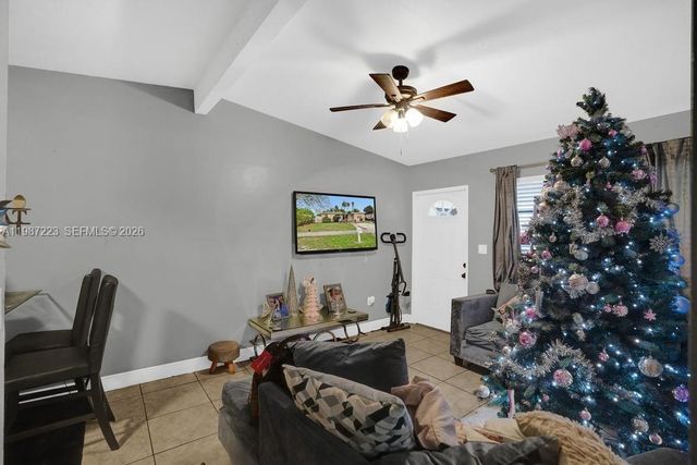 3500 SW 37th St A, West Park, FL 33023