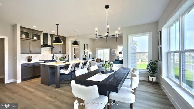 41 CANTERBURY LN, Annville, PA 17003
