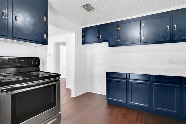 2905 PAUL BUCHMAN HIGHWAY, Plant City, FL 33563