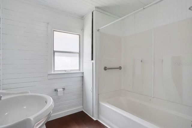 2905 PAUL BUCHMAN HIGHWAY, Plant City, FL 33563