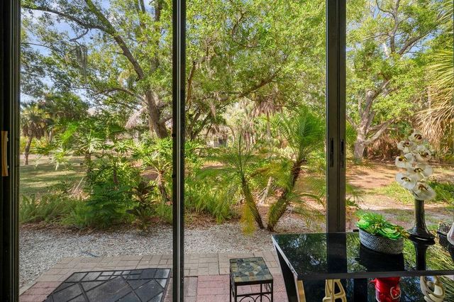 5146 HARPERS CROFT 13, Sarasota, FL 34235