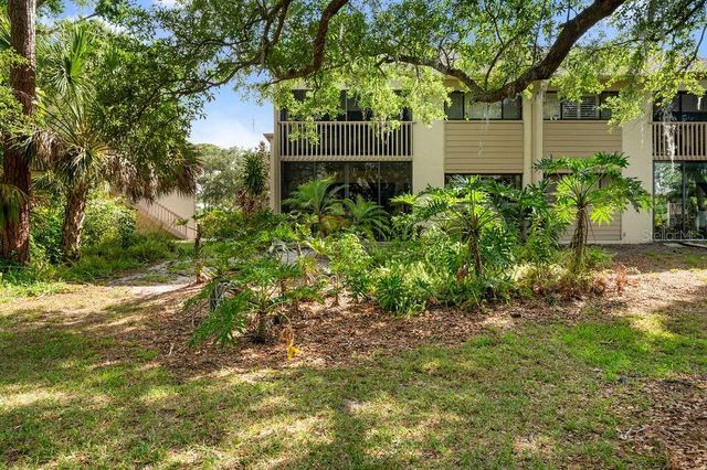 5146 HARPERS CROFT 13, Sarasota, FL 34235