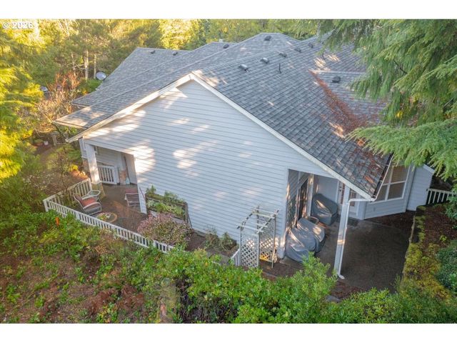 140 Sw GULL Sta, Depoe Bay, OR 97341