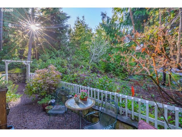 140 Sw GULL Sta, Depoe Bay, OR 97341