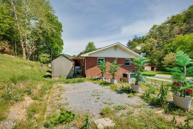 4320 Reservoir Road, Kingsport, TN 37660