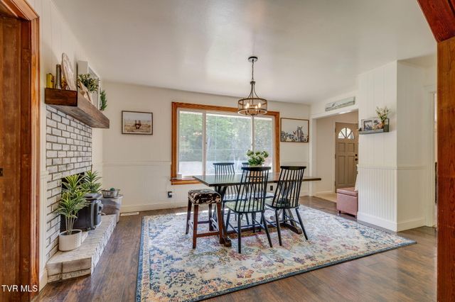 4320 Reservoir Road, Kingsport, TN 37660