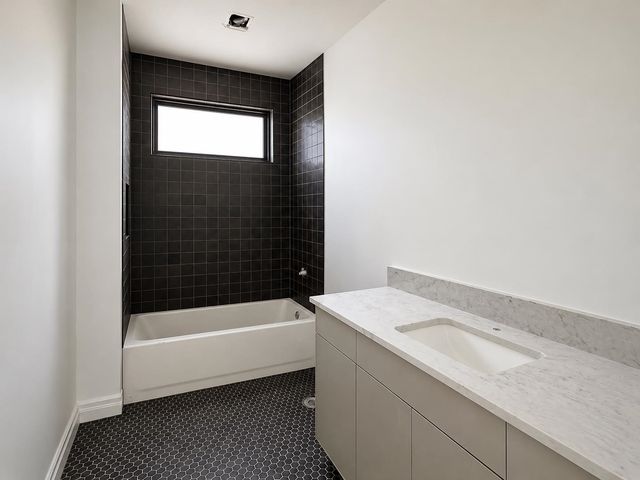4710 N Ridge Port St., Wichita, KS 67205