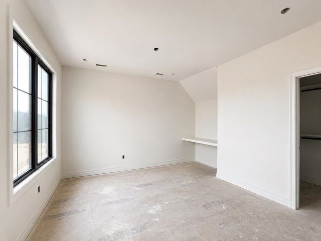 4710 N Ridge Port St., Wichita, KS 67205