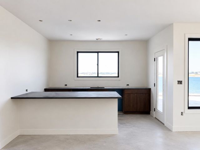 4710 N Ridge Port St., Wichita, KS 67205