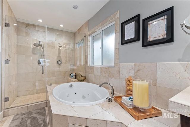 4814 W Roberts Rd, Boise, ID 83705