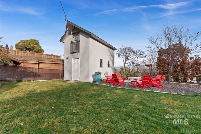 4814 W Roberts Rd, Boise, ID 83705